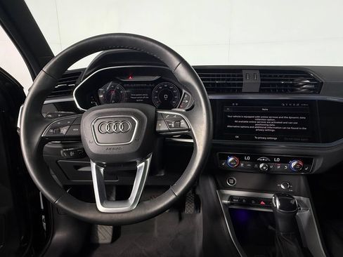 Used 2023 Audi Q3 2.0T Premium Plus w/ Premium Plus Package AWD/4WD image 18