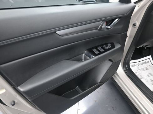 Used 2024 MAZDA CX-5 AWD 2.5 S w/ Preferred Package image 16