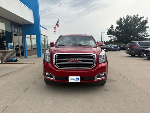 Used 2015 GMC Yukon SLE w/ Convenience Package AWD/4WD image 2