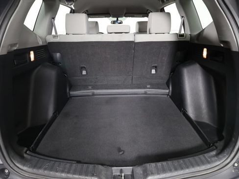Used 2017 Honda CR-V LX image 18
