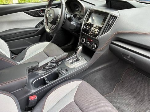 Used 2020 Subaru Crosstrek 2.0i Premium w/ Moonroof Package 2 AWD/4WD image 37