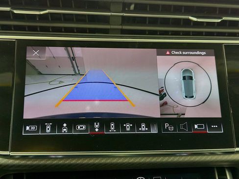 Used 2025 Audi RS Q8 performance image 15