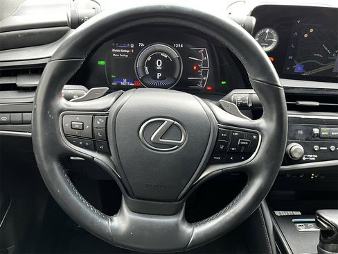 Used 2025 Lexus ES 300h w/ Premium Package image 11