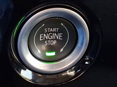 Used 2022 Chevrolet Silverado 1500 LT image 23