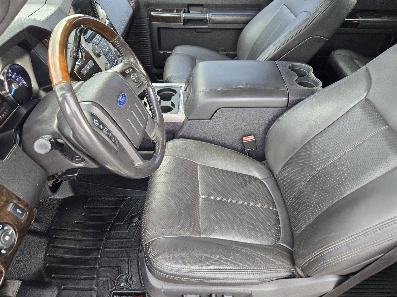 Used 2015 Ford F250 Platinum w/ FX4 Off-Road Package AWD/4WD image 12