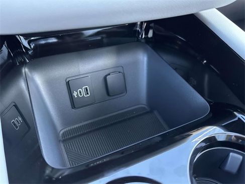 New 2026 Ford Explorer Platinum w/ LUX Leather Package image 30