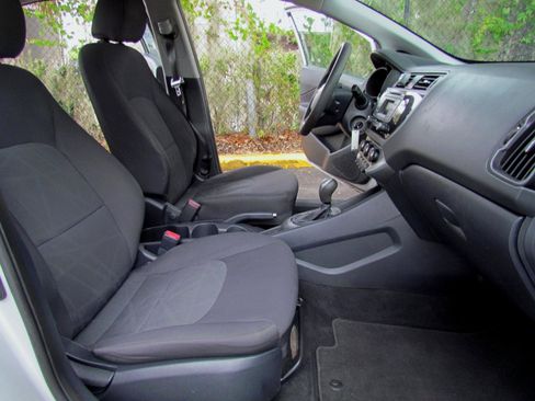 Used 2016 Kia Rio LX FWD image 17