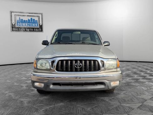 Used 2004 Toyota Tacoma 2WD Xtracab image 2