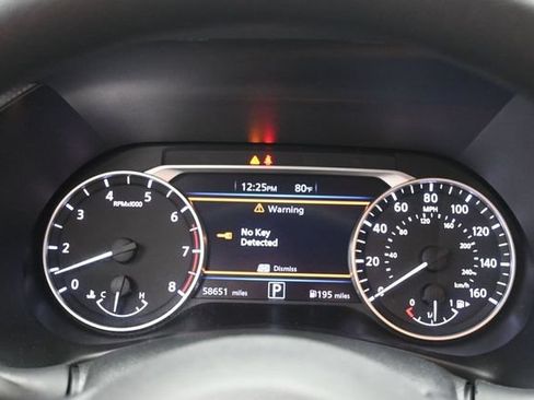 Used 2025 Nissan Sentra SV FWD image 18