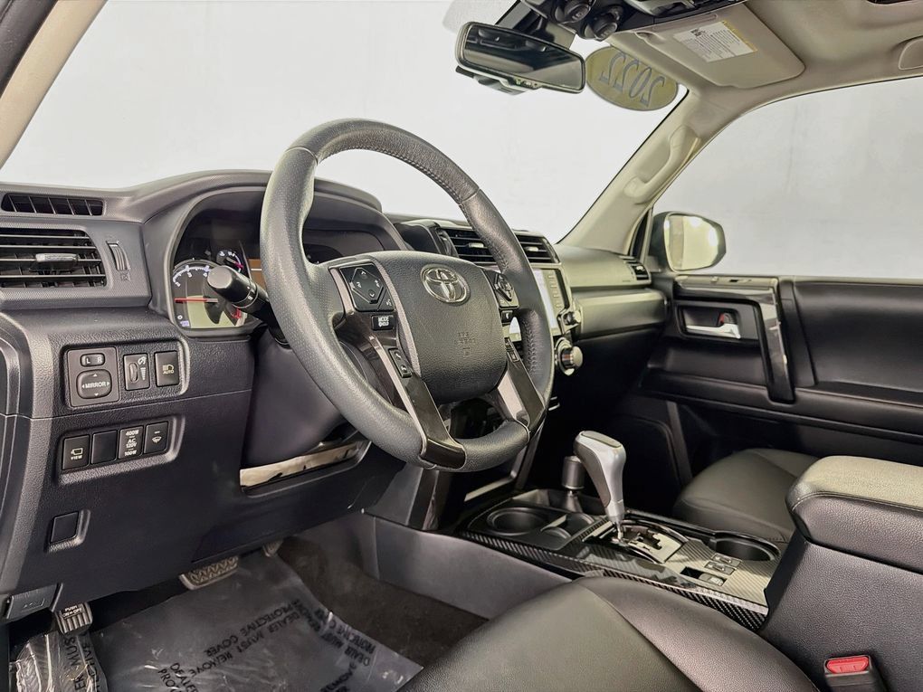 Used 2022 Toyota 4Runner TRD Off-Road Premium AWD/4WD image 14