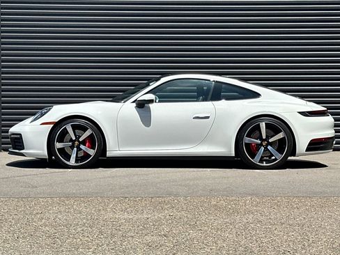Certified 2024 Porsche 911 Carrera S RWD image 2