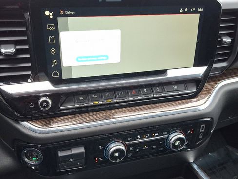 Used 2024 GMC Sierra 1500 Elevation w/ Elevation Premium Package image 16