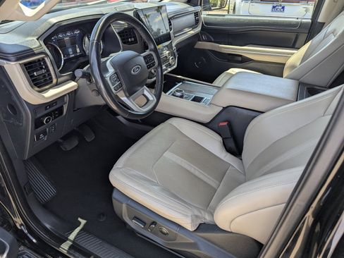 Used 2024 Ford Expedition Max Limited RWD image 10