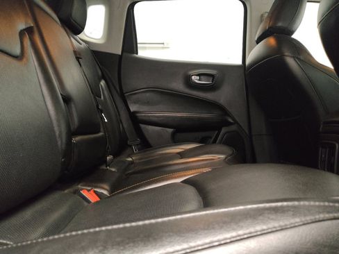 Used 2020 Jeep Compass Limited FWD image 19