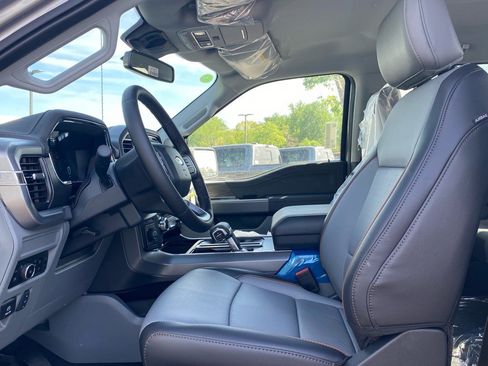 New 2025 Ford F150 Lariat w/ Equipment Group 501A Mid image 10