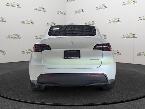 Used 2022 Tesla Model Y Long Range image 6