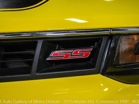 Used 2014 Chevrolet Camaro SS w/ RS Package RWD image 31