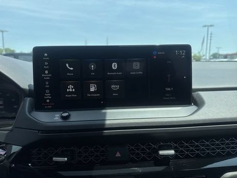 Used 2025 Honda Accord Sport image 17
