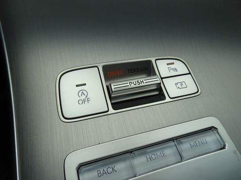 New 2026 Genesis GV70 2.5T Select image 16