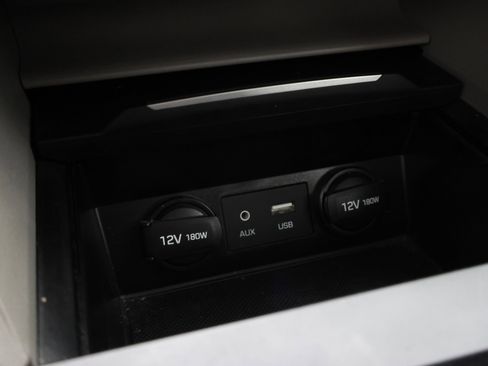Used 2018 Hyundai Elantra SE FWD image 41