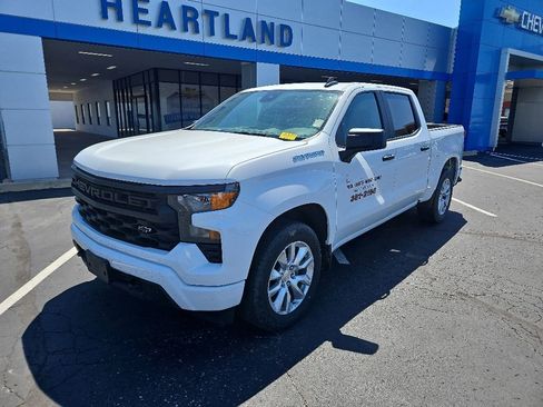 Used 2022 Chevrolet Silverado 1500 Custom RWD image 3