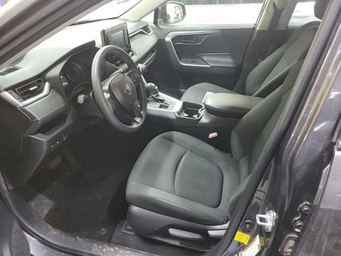 Used 2019 Toyota RAV4 LE w/ All Weather Liner Package image 8