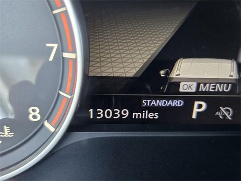 Used 2024 Nissan Rogue SV w/ SV Premium Package image 28