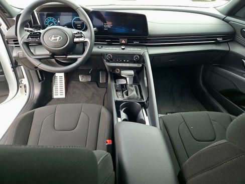 New 2026 Hyundai Elantra Sport FWD image 8