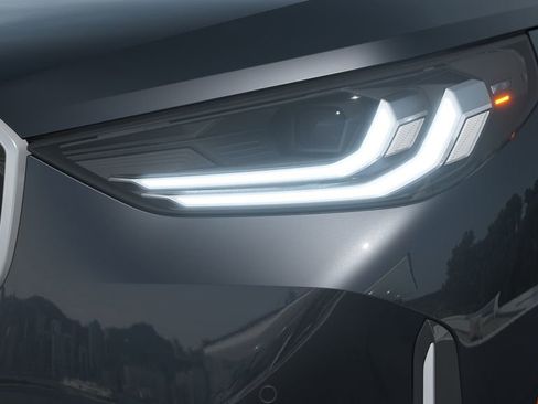 Used 2025 BMW X3 xDrive30i w/ Convenience Package image 30