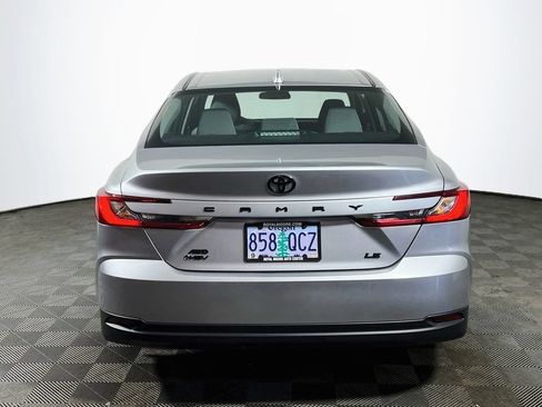 Used 2025 Toyota Camry LE AWD/4WD image 6