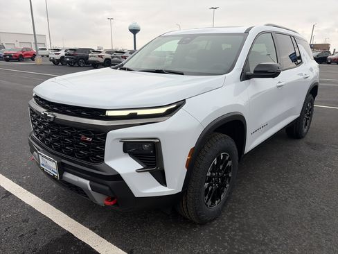 New 2026 Chevrolet Traverse Z71 w/ Driver Confidence Package image 10