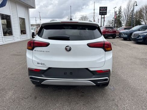 Used 2020 Buick Encore GX Essence FWD image 6