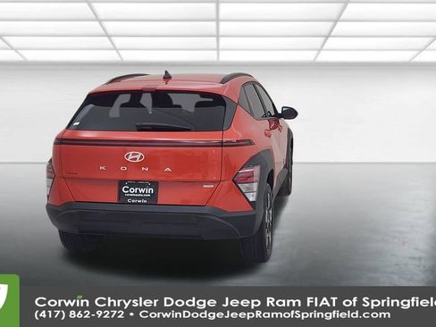 Used 2024 Hyundai Kona SEL image 13