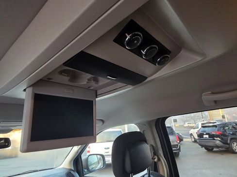 Used 2017 Dodge Grand Caravan SE w/ Power Window Group image 21