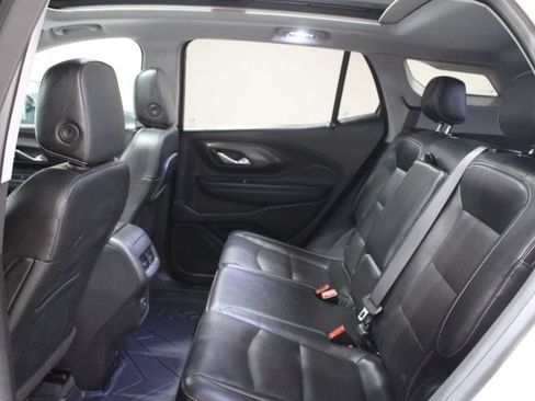 Used 2022 GMC Terrain SLT w/ Tech Package AWD/4WD image 22