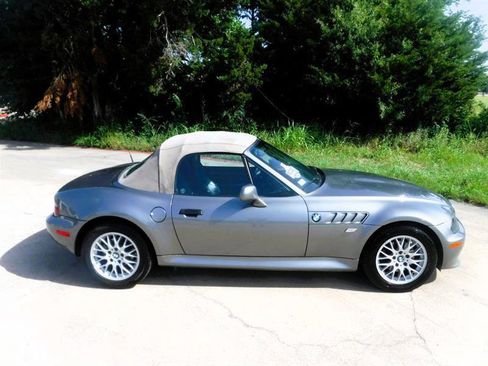 Used 2001 BMW Z3 2.5i RWD image 4