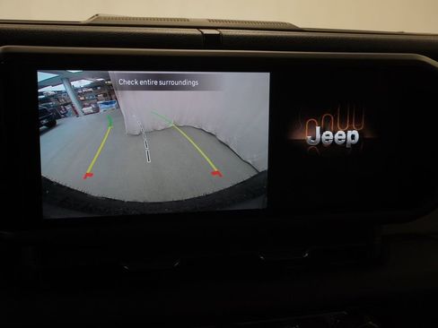 Certified 2026 Jeep Wrangler Sport w/ Convenience Group AWD/4WD image 30