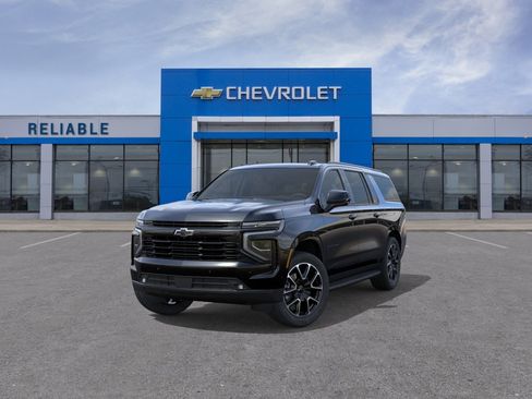 New 2026 Chevrolet Suburban RST w/ RST Capability Package AWD/4WD image 8