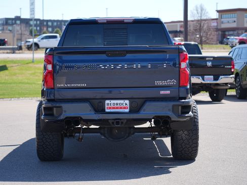 Used 2020 Chevrolet Silverado 1500 High Country AWD/4WD image 4