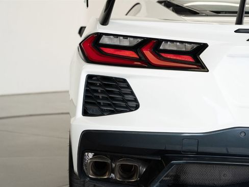 Used 2023 Chevrolet Corvette Stingray Coupe w/ 1LT image 11