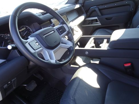 Certified 2023 Land Rover Defender 110 SE image 16