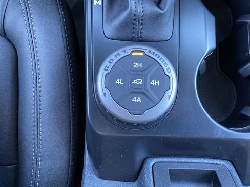 New 2025 Ford Bronco Badlands w/ Sasquatch Package image 21