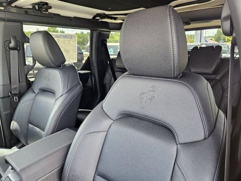 New 2026 Ford Bronco Badlands AWD/4WD image 11