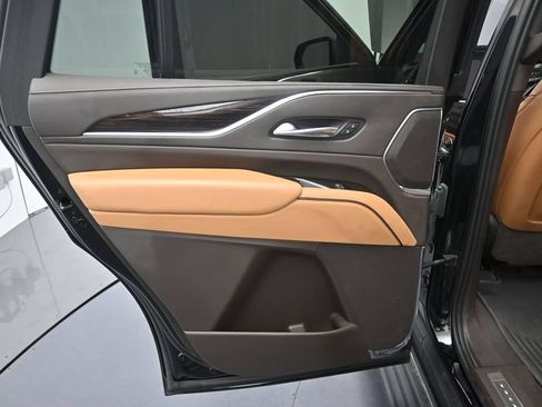 Used 2021 Cadillac Escalade Sport w/ Driver Assist Tech Package AWD/4WD image 17