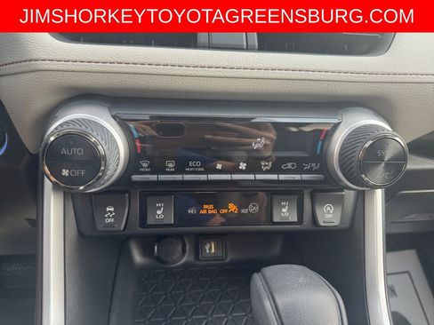 Used 2023 Toyota RAV4 XLE w/ Convenience Package image 22