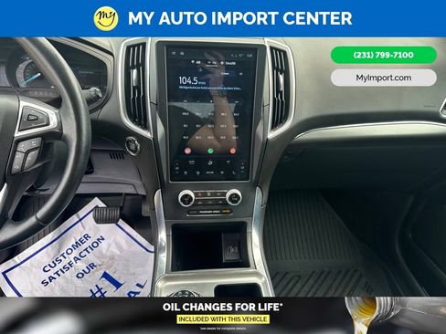 Used 2022 Ford Edge Titanium AWD/4WD image 21