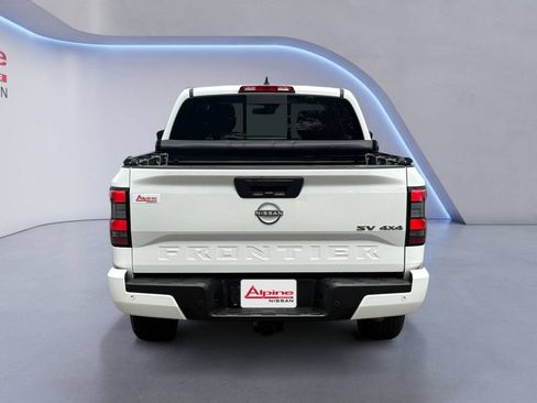 Used 2024 Nissan Frontier SV w/ SV Convenience Package AWD/4WD image 4