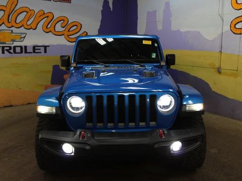 Used 2021 Jeep Wrangler Unlimited Rubicon w/ Cold Weather Group AWD/4WD image 3