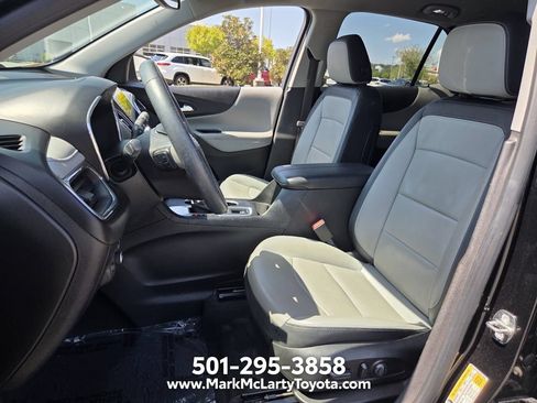 Used 2018 Chevrolet Equinox Premier FWD image 9