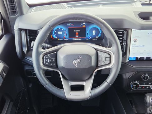 Used 2026 Ford Bronco Badlands AWD/4WD image 23